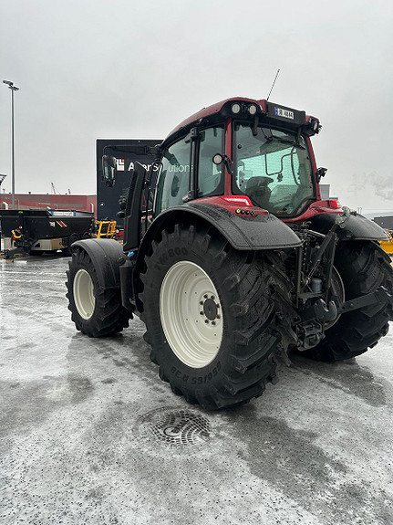 Valtra N174Vst Fronthyd/PTO/braketter/GPS klargjort 2019, kr 1 089 000,-
