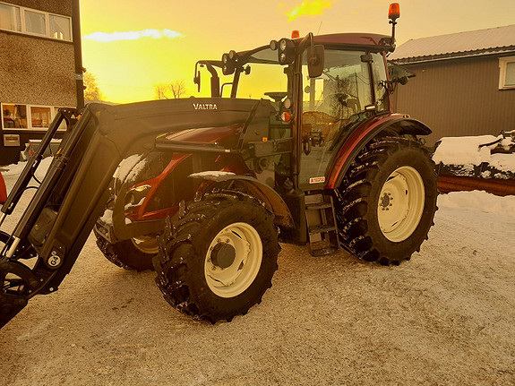 Valtra A115 2023, kr 865 000,-