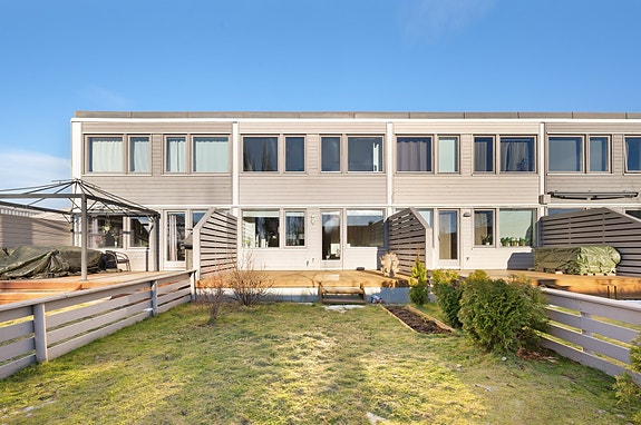 Velkommen til Ada Arnfinsens veg 6 H - Et innbydende andelsrekkehus beliggende i et barnevennlig boområde på Risvollan.