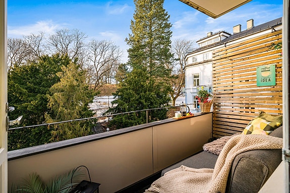 Velkommen til Stensgata 2! Presentert av Sara Marie Zachariassen Østbye v/ Krogsveen Eiendomsmegling.