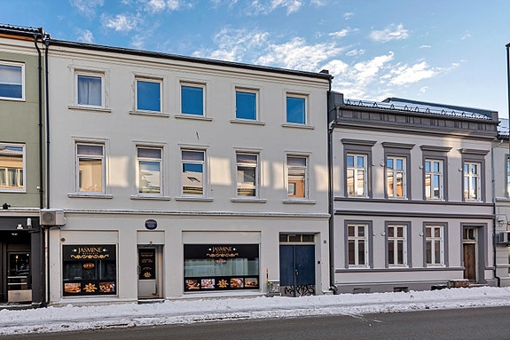 Velkommen til Dronningens gate 56.