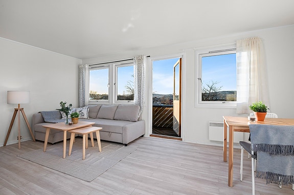 Velkommen til Hjalmar Haalekes veg 8!