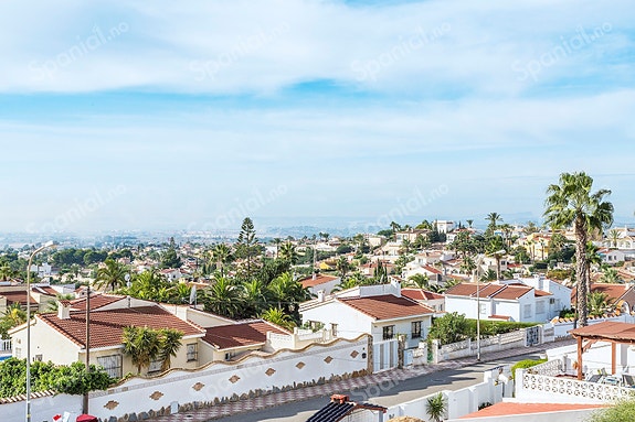 Nyhet! | Moderne møblert leilighet | Stor terrasse | Fantastiske fellesområder