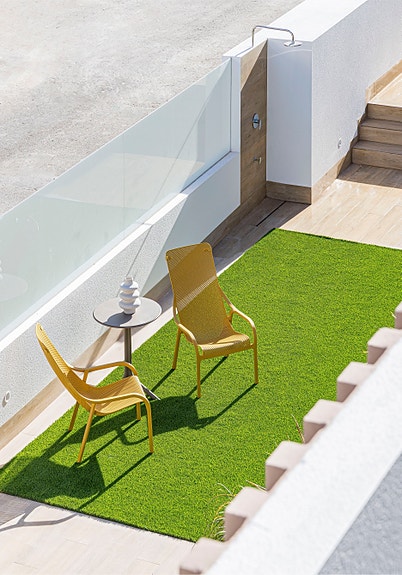 Moderne penthouse-leilighet | Takterrasse på 68 m2 | Nydelige fellesområder | Kort vei til båthavn og strand | Parkering