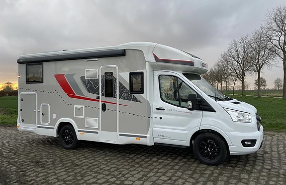 Challenger 337 Graphite UTLEIE