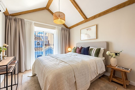 Stilfullt rekkehus nær Puerto Banús! Stor terrasse med utekjøkken | Garasje | Gangavstand til strand og restauranter!