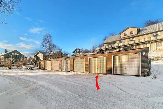_Utendørs_09_Garasje_Markert.jpg