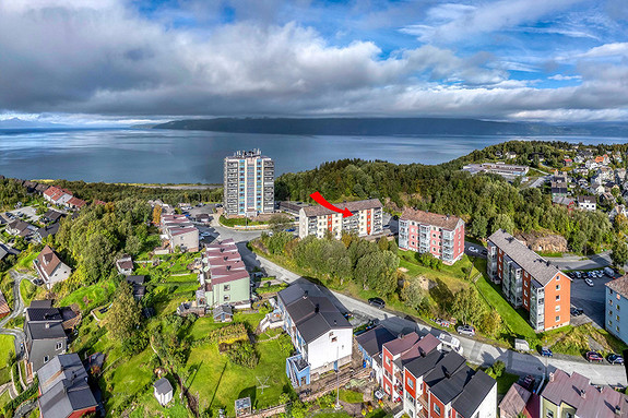 Leiligheten ligger på Framnes i et veletablert og rolig boligstrøk.