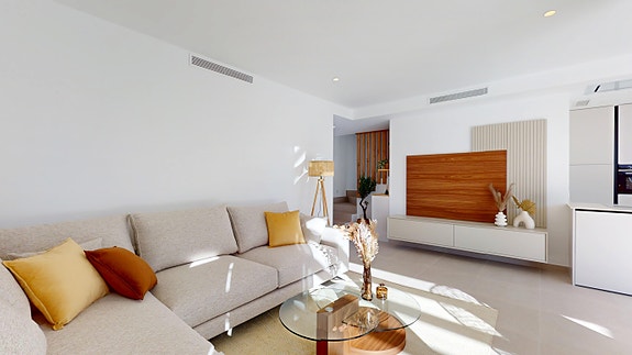 Kun 2 igjen! Eksklusiv villa med 3 store soverom | Nydelig uteområde med stor tomt | Privat basseng | Takterrasse