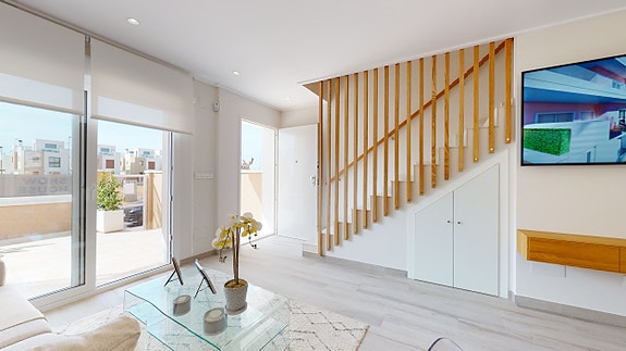 Nytt moderne rekkehus med takterrasse | 3 soverom og 2 bad | Flotte fellesområder | Parkering i garasje