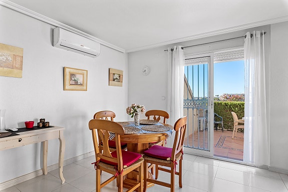 SOLGT! Flott sørvendt leilighet med 2 soverom i hjertet av Playa Flamenca! - Møblert!