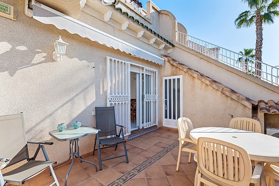 SOLGT! Flott sørvendt leilighet med 2 soverom i hjertet av Playa Flamenca! - Møblert!