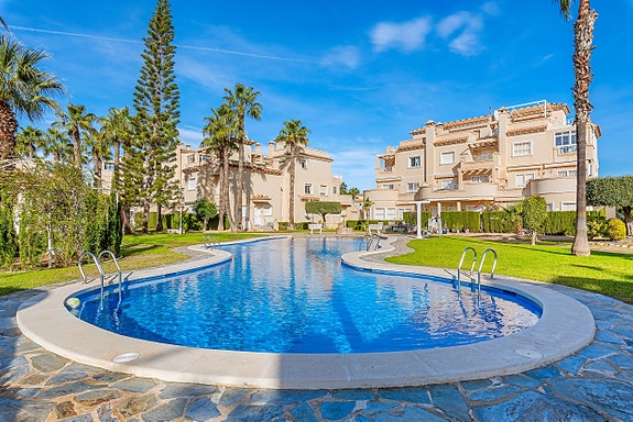 SOLGT! Flott sørvendt leilighet med 2 soverom i hjertet av Playa Flamenca! - Møblert!