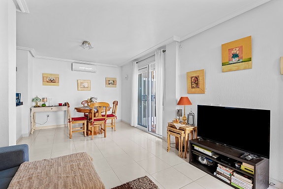 SOLGT! Flott sørvendt leilighet med 2 soverom i hjertet av Playa Flamenca! - Møblert!