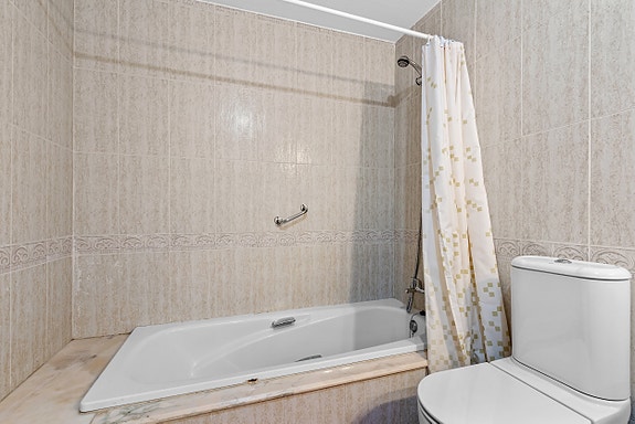 SOLGT! Flott sørvendt leilighet med 2 soverom i hjertet av Playa Flamenca! - Møblert!