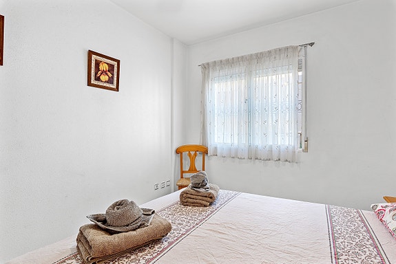 SOLGT! Flott sørvendt leilighet med 2 soverom i hjertet av Playa Flamenca! - Møblert!