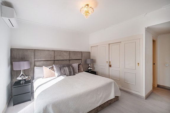 Luksuriøst rekkehus ved Aloha Golf! Nyrenovert | Eksklusivt gated community | Fantastisk utsikt og felles basseng!