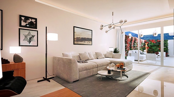 Unik mulighet! Stort rekkehus med renoveringspotensial | Sørvendt | Nær strand og Puerto Banús!