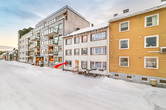 Gjennomgående andelsleilighet beliggende sentralt på Frydenlund.