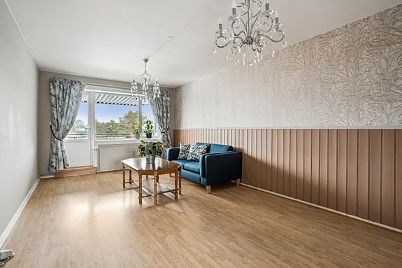 Naveed Iqbal v/OBOS Eiendomsmeglere har gleden av å presentere Solbergliveien 102B!