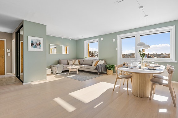 Privatmegleren ved Ole Eirik Thunshelle ønsker velkommen til denne romslige 3(4) roms leilighten i toppetasje i Teisen Park