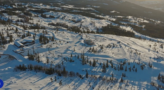https://images.finncdn.no/dynamic/default/2025/3/vertical-2/25/4/399/567/264_396b3371-1032-4367-8d12-fd01d659fe1a.jpg
