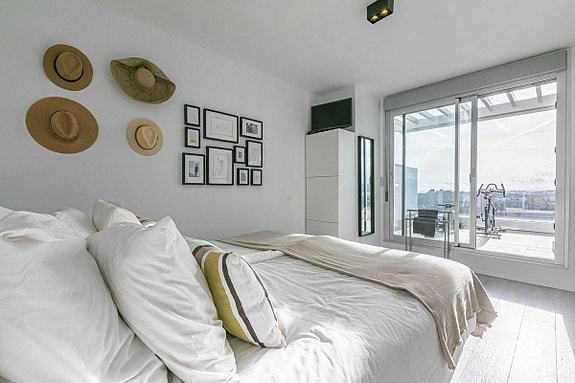 Duplex Penthouse med 3 soverom - Stor terrasse med fantastisk havutsikt - Flotte fellesområder!