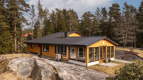 Velkommen til Bjørnerødveien 404, presentert av ASK Meglergaarden v/ Lena Johnsen