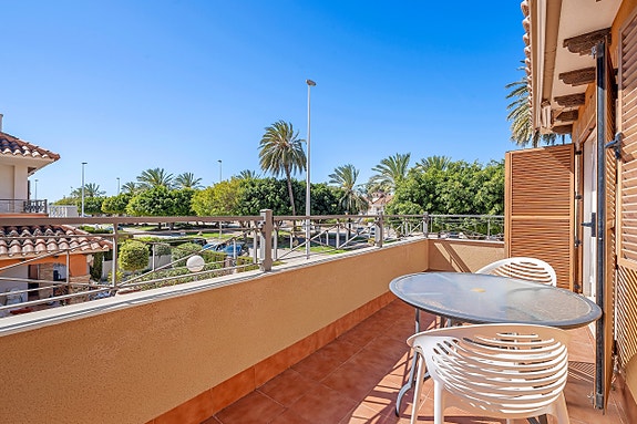 SOLGT! Nydelig toppleilighet med 2 soverom, 2 bad og privat takterrasse   Zeniamar 9