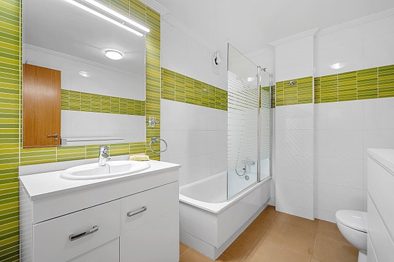 SOLGT! Nydelig toppleilighet med 2 soverom, 2 bad og privat takterrasse   Zeniamar 9