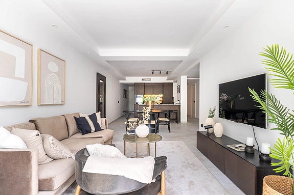 Moderne leilighet med 3 soverom, privat hage og utsikt mot golfbanen - Ferdig møblert