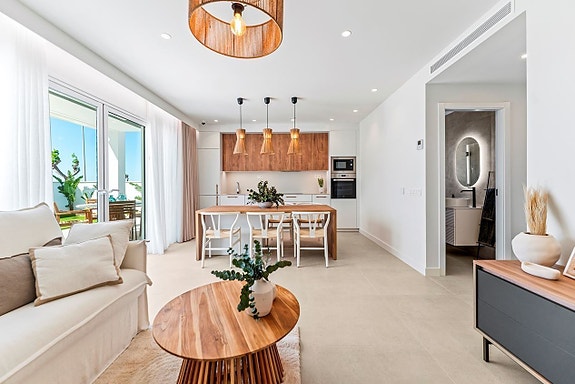 Nydelig leilighet med attraktiv beliggenhet | Kort vei til alt | 3 soverom og 2 bad | Nydelige fellesområder