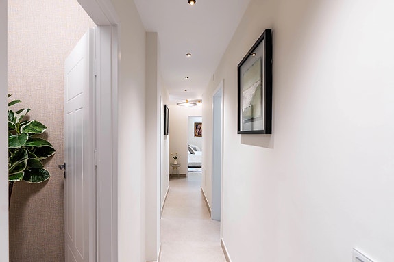 Eksklusiv penthouse med 5 soverom | 4 terrasser og panoramautsikt | Totalrenovert og sammenslått enhet