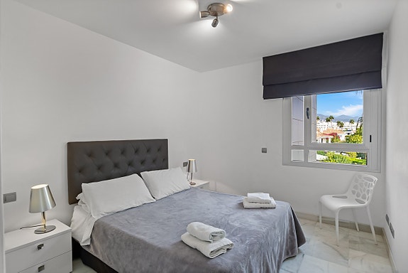 SOLGT! Moderne penthouse med takterrasse og 3 soverom | Kun 3 minutter fra stranden i San Pedro de Alcántara