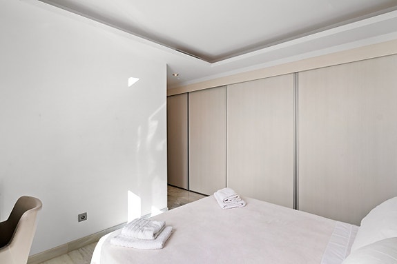 SOLGT! Moderne penthouse med takterrasse og 3 soverom | Kun 3 minutter fra stranden i San Pedro de Alcántara