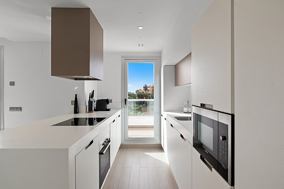 SOLGT! Moderne penthouse med takterrasse og 3 soverom | Kun 3 minutter fra stranden i San Pedro de Alcántara