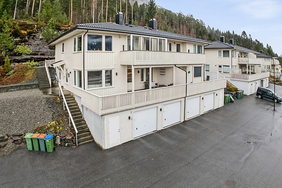 Velkommen til Gløshamaren 49
