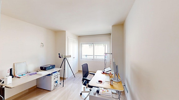 Eksklusiv penthouse med privat basseng og havutsikt   beliggende ved golfban