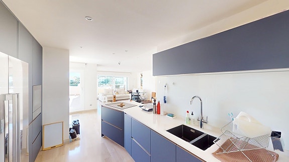 Eksklusiv penthouse med privat basseng og havutsikt   beliggende ved golfban