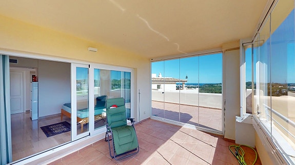 Eksklusiv penthouse med privat basseng og havutsikt   beliggende ved golfban