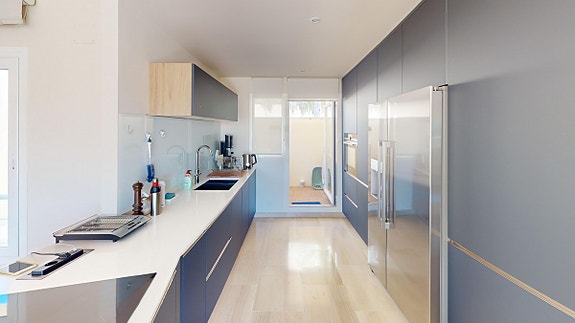 Eksklusiv penthouse med privat basseng og havutsikt   beliggende ved golfban