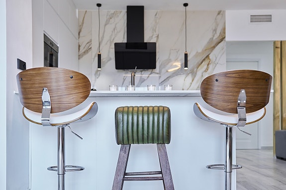 Moderne penthouse med 3 soverom og panoramautsikt - 5 minutter fra stranden i Cabopino