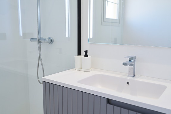 Moderne penthouse med 3 soverom og panoramautsikt - 5 minutter fra stranden i Cabopino