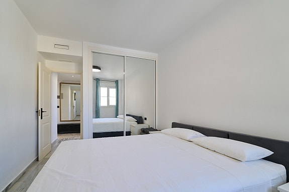 Moderne penthouse med 3 soverom og panoramautsikt - 5 minutter fra stranden i Cabopino