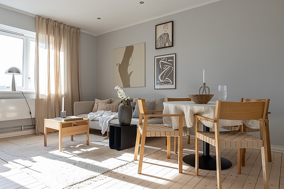 Fredrik Lund ved EIE Løren har gleden av å presentere Siloveien 14!