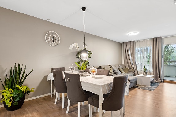 Velkommen til Lauritz Hervigs vei 74A presentert av Mats Johne v/ DNB Eiendom