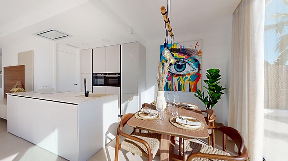 SOLGT! Fantastisk villa med 3 store soverom | Nydelig uteområde med stor tomt - god plass til venner og familie!