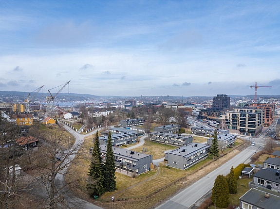 Dette er Jacob Buvigs plass - en rekkehusbolig med svært sentral beliggenhet på Kråkerøy nord, like ved byens sentrum