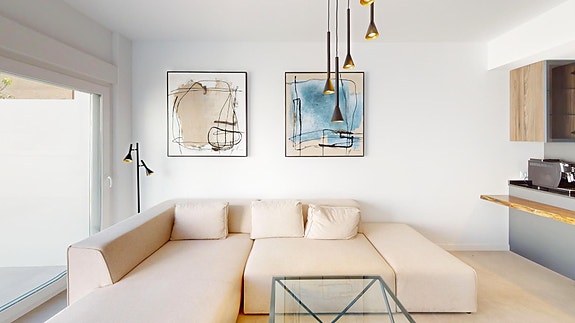 Nøkkelferdig! Ny moderne leilighet med romslig terrasse - Stil, komfort og attraktiv beliggenhet