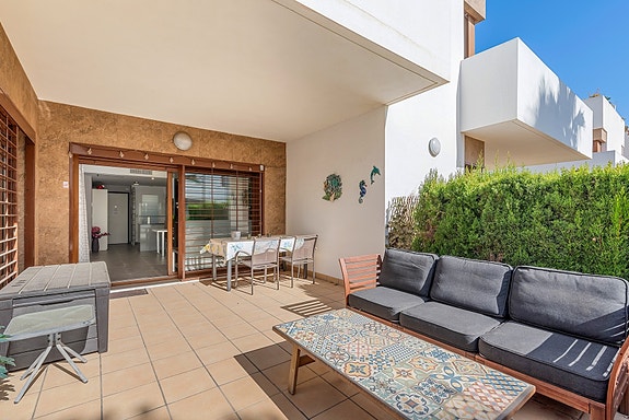 RESERVERT! Møblert leilighet med høy standard og attraktiv beliggenhet i La Zenia - Gangavstand til alt